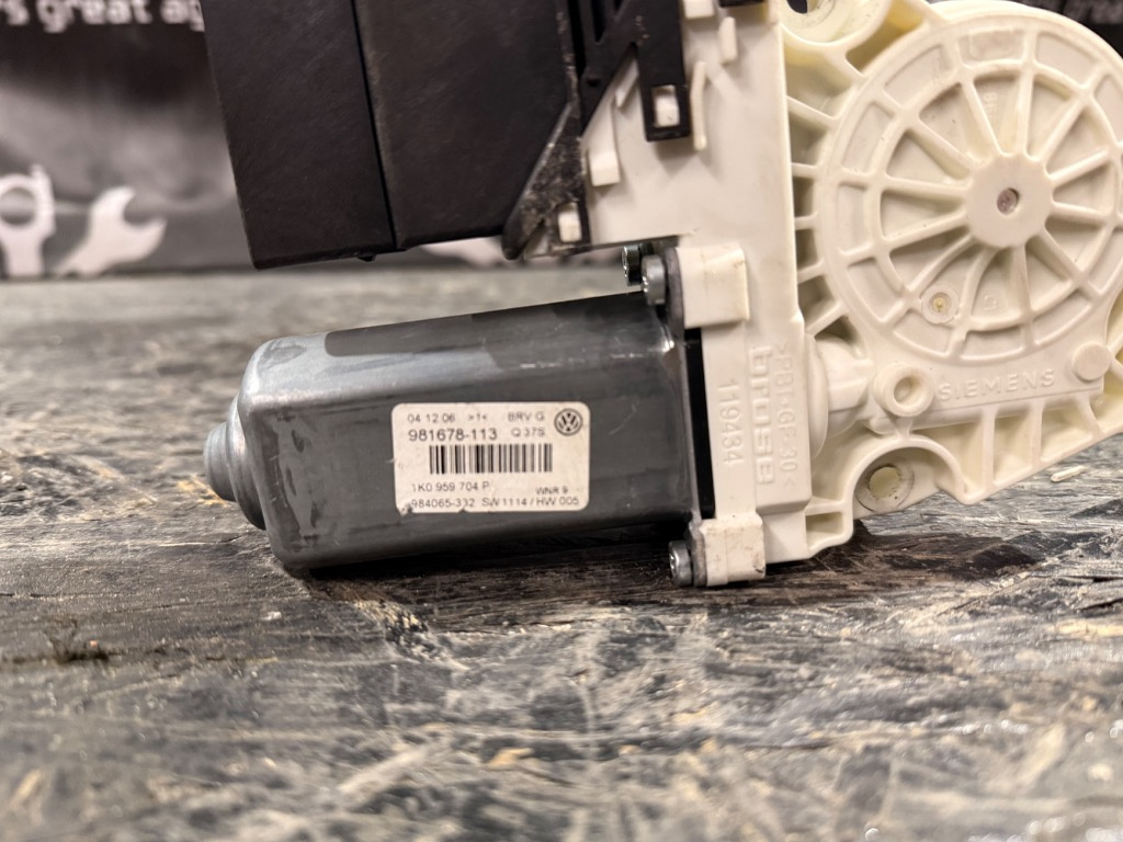 Motoras geam electric Stanga spate Volkswagen Passat B6 - imagine 3