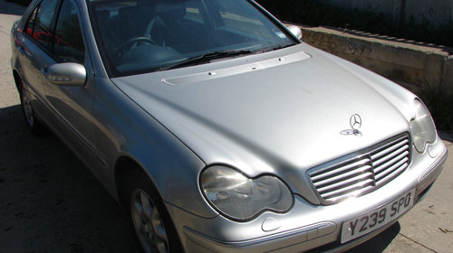 Motoras geam stanga fata Mercedes-Benz C-Class W203/S203/CL203 [2000 - 2004] Sedan 4-usi C 200 Kompressor MT (163 hp)