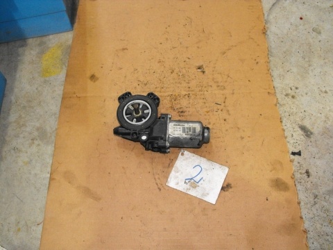 Motoras macara cod400726D - Dacia logan 