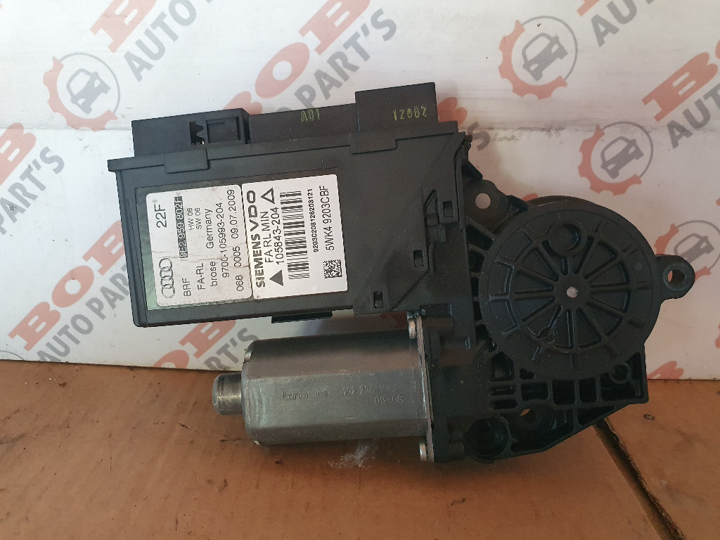 MOTORAS MACARA DREAPTA FATA AUDI A4 / SEAT EXEO 8E2959802F