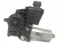 Motoras macara dreapta fata Opel Vectra B 90520228