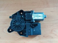 Motoras macara dreapta fata Renault Megane 3 2009-2014