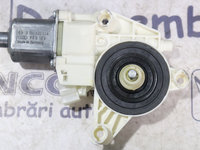 MOTORAS MACARA DREAPTA SPATE MERCEDES C-CLASS W204 AN 2010 A2048200642