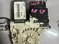 Motoras macara Dreapta spate Volkswagen Golf 5 cod 1K0959704C