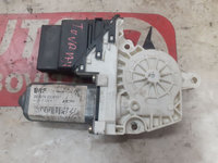 MOTORAS MACARA DREAPTA SPATE VOLKSWAGEN TOURAN 2004 OEM:1K0959704B.