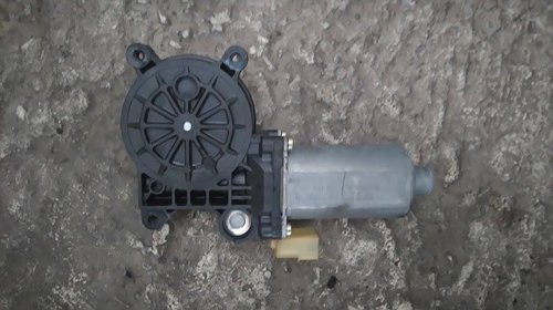 Motoras macara electrica fata si spate bmw 32