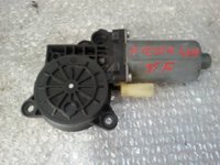 Motoras macara stanga fata ford fiesta 4 usi 0130821938