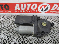 MOTORAS MACARA STANGA FATA VOLKSWAGEN GOLF IV 2002 OEM:130821765.