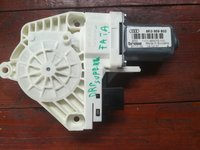 Motoras macara usa dreapta fata Skoda Superb 2 3T cod 8K0959802