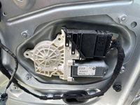 Motoras macara usa stanga spate VW Jetta Mk5 (1K) 1.4 TSI 122 cai cod: 1K5839401G