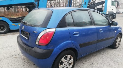 Motoras stergator Kia Rio 2006 hatchback 1.5 crdi