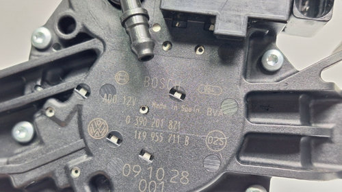Motoras stergator luneta VOLKSWAGEN GOLF VAN VI Variant (AJ5) [ 2009 - 2014 ] 1.6 TDi BlueMotion (CAYC) 77KW|105HP BOSCH 0390201871 OEM 1K9955711B