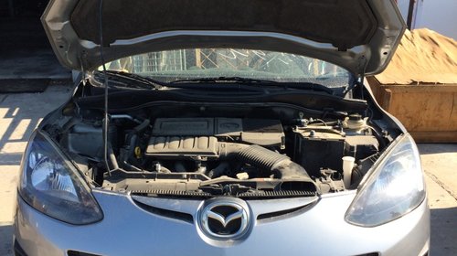 Motoras stergator Mazda 2 2011 hatchback 1.3