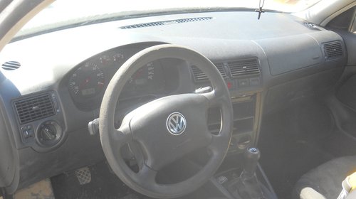 Motoras stergator Volkswagen Golf 4 2000 Hatchback 1.6