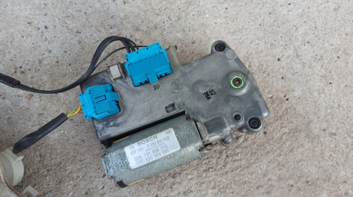 Motoras Trapa Electrica + Comanda Audi A4 B5 Audi A3 8L VW Passat B5 1995-2000 Originala Poze Reale !