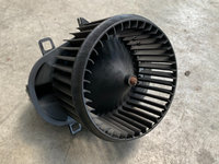 Motoras ventilator aeroterma Porsche Cayenne 958/Touareg 7P0820021C