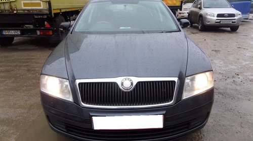 MP3 Auto Original Skoda Octavia 2 din 2008