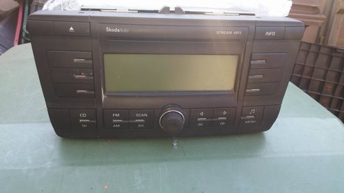 MP3 player original Skoda Octavia 2