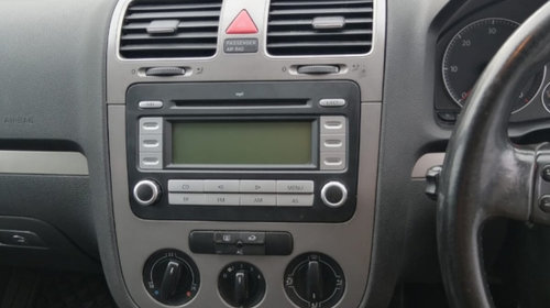 MP3 player RCD300 VOLKSWAGEN GOLF V (1K1) [ 2