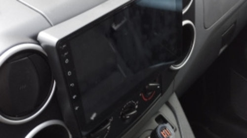 Navigatie 2K Citroen Berlingo B9 Peugeot Partner 2008 - 2019 Octa core 2+32GB carplay 4G