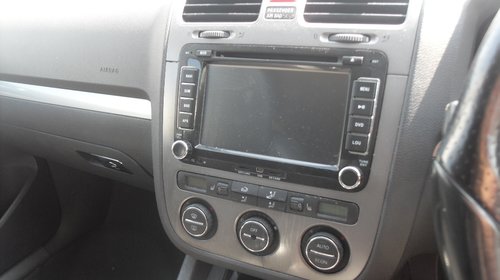 Navigatie auto VW Golf V, an 2004, touch scre