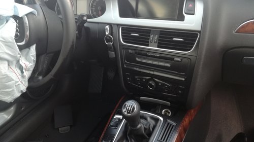 Navigatie originala completa Audi A4 B8
