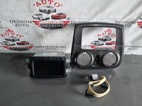 Navigatie originala + rama adaptoare + antena GPS Dacia Logan II cod 281152755r