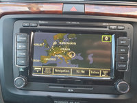 Navigatie Radio CD Player Columbus Skoda Octavia 2 2008 - 2013 Cod 3T0035680K