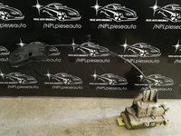 Incuietoare broasca usa dreapta spate ford focus 1 kombi model 1998-2004 cod: XS41A26412BH