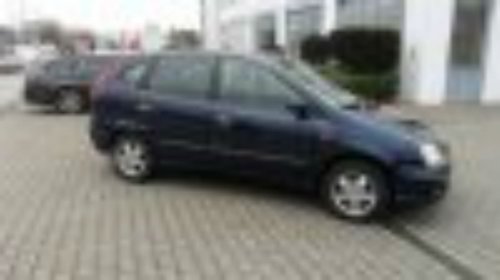 Nissan almera tino an fabricatie 2003 motoriz