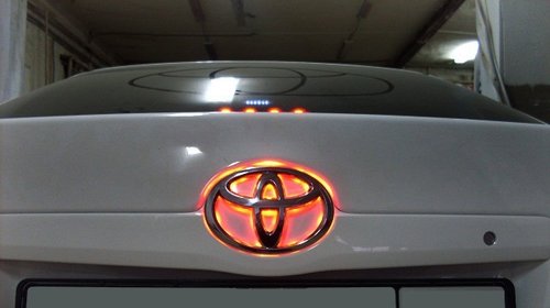 NOU! Emblema LED Toyota Red 12x9.2cm tuning auto piese