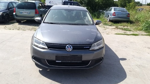Nuca schimbator Volkswagen Jetta 2014 Sedan 1
