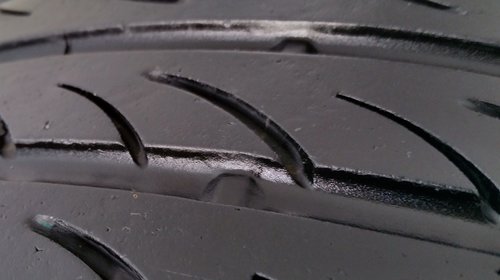 O anvelopa 215 35 19 PIRELLI PZERO NERO - DOT 1005