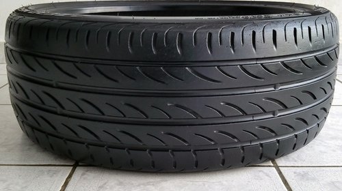 O anvelopa 215 35 19 PIRELLI PZERO NERO - DOT