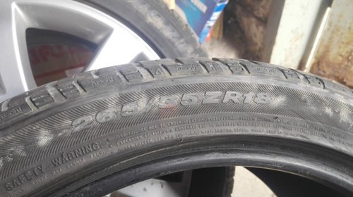 O Anvelopa ROADSTONE N3000 265/35 R18