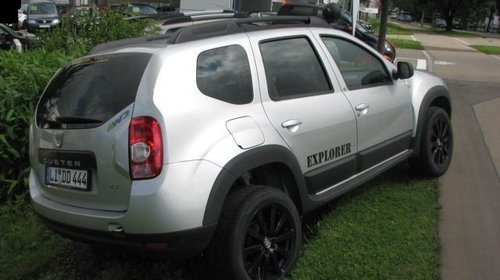 OFERTA:KIT BANDOURI PROTECTIE DACIA DUSTER(DU