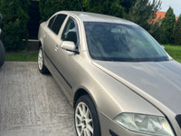 Oglindă dreapta Skoda Octavia 2 an 2007