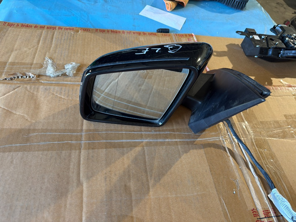 Oglinda SUZUKI GRAND VITARA II JT VAN WEZEL 5250808 nou de vanzare
