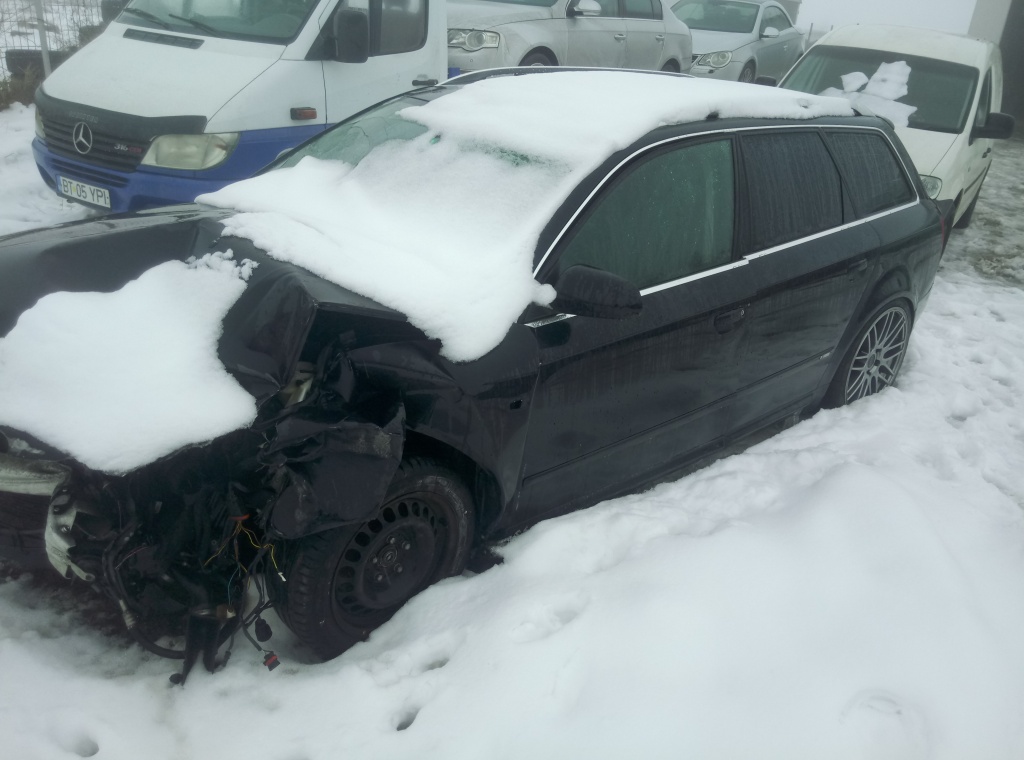 Oglinda dreapta completa Audi A4 B7 2008
