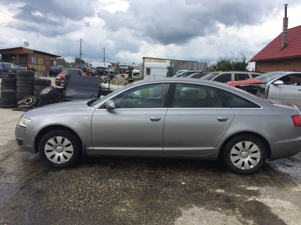 Oglinda dreapta completa Audi A6 4F C6 2