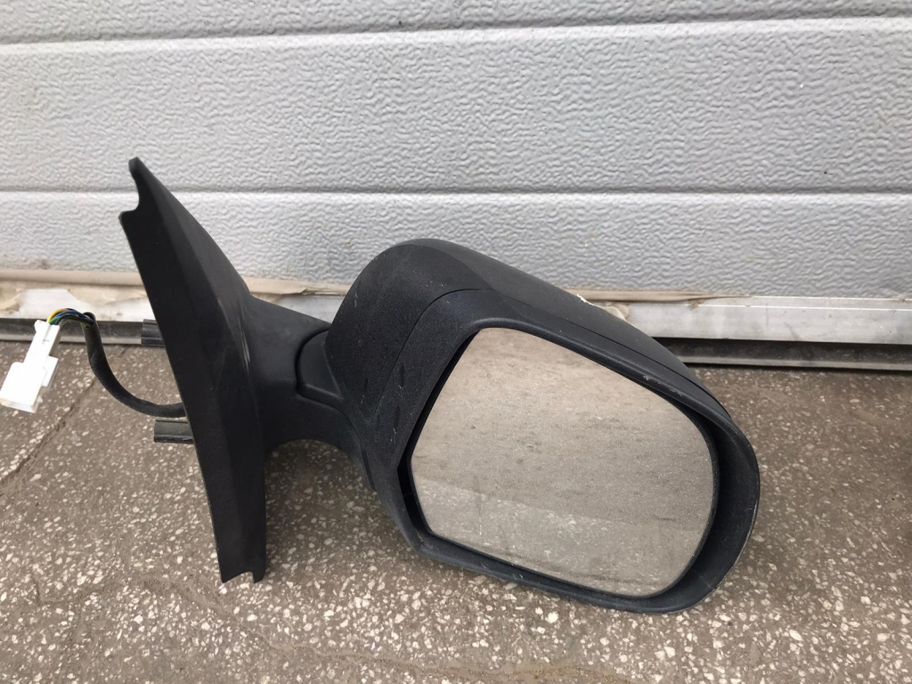 Support D’accoudoir Pour Dacia Dokker Et Lodgy – À Partir De 2012 – Référence OEM 877631170R – Installation Facile