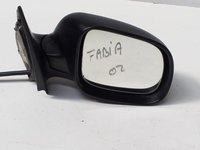 Oglinda dreapta manuală Skoda Fabia, an fabricatie 2002
