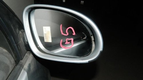 Oglinda dreapta Volkswagen Golf 5 .