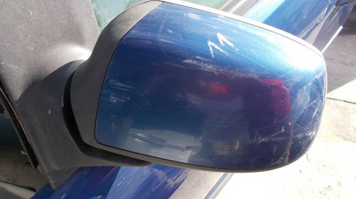 Oglinda fata stanga Ford Focus , din 2006