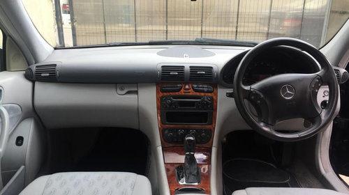 Oglinda retrovizoare interior Mercedes C-Class W203 2003 Limuzina 2148 cdi