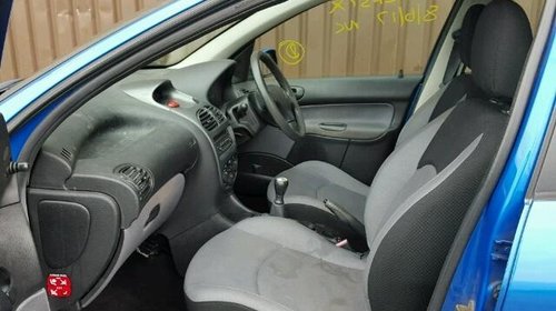 Oglinda retrovizoare interior Peugeot 206 2002 hatchback 1.4 hdi