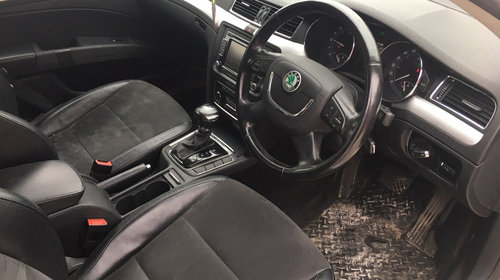 Oglinda retrovizoare interior Skoda Superb 2 2010 LIMUZINA 2.0 TDI