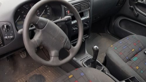 Oglinda retrovizoare interior VW Polo 6N 1999 HATCHBACK 1.0