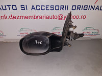 Oglinda stânga Peugeot 206 din 2002