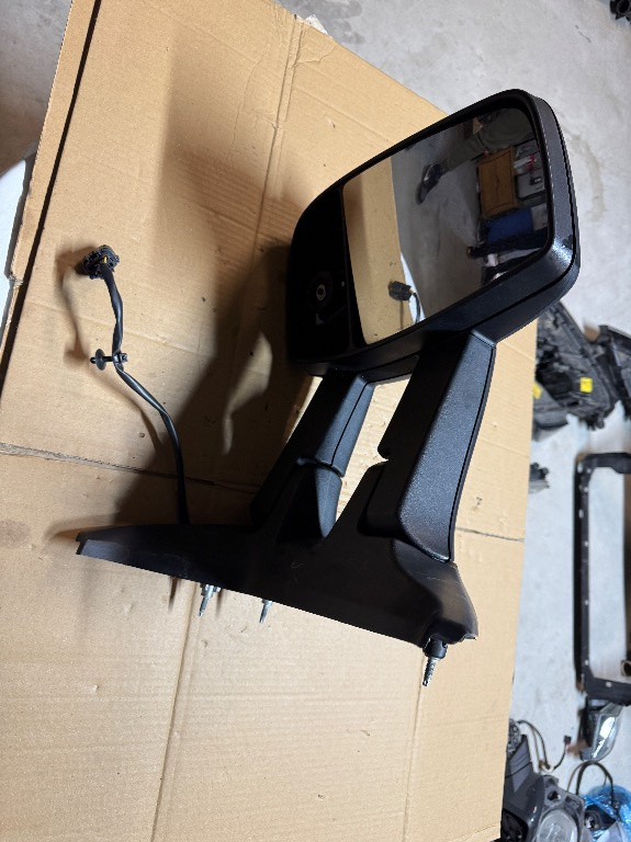 Oglinda stanga brat lung Ford Transit MK8 2014/2015/2016/2017/2018/2019/2020/2021